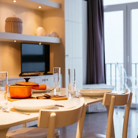Daire On The Coast With Access, Cleaning Included *