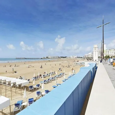 Apartment On The Coast With Beach Access, Cleaning Included Oostduinkerke