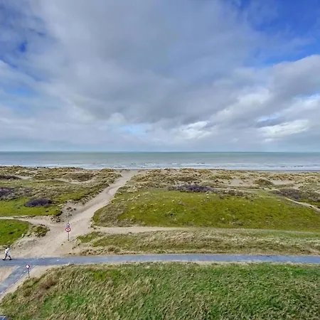 Apartment On The Coast With Beach Access, Cleaning Included Apartment *